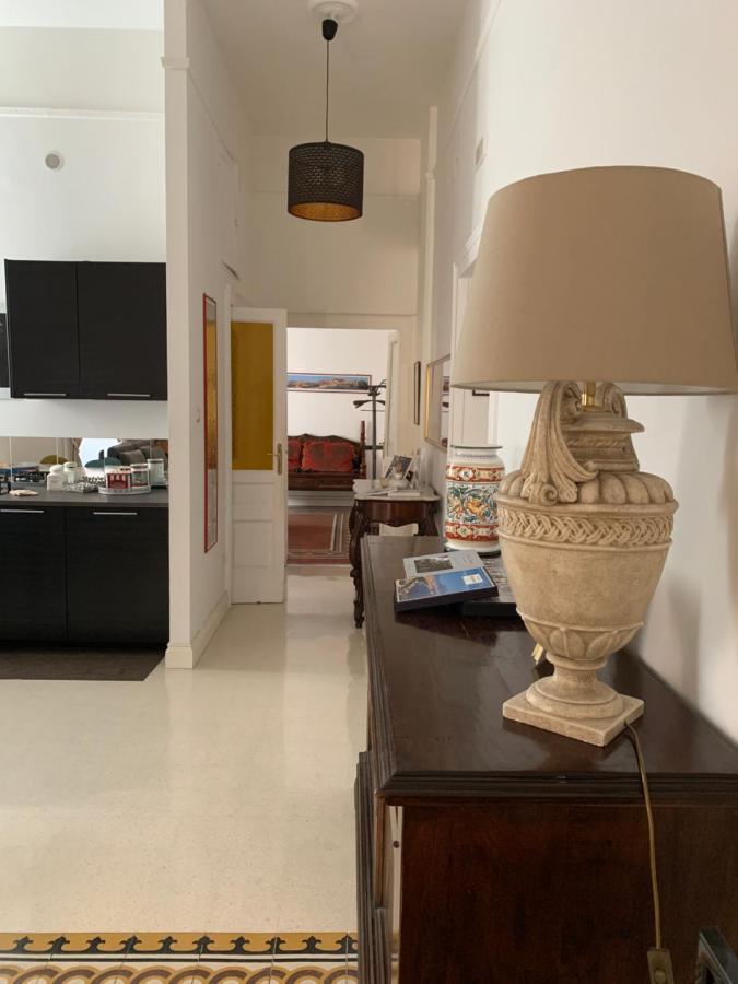 Casa Fabi Apartment เนเปิลส์ ภายนอก รูปภาพ